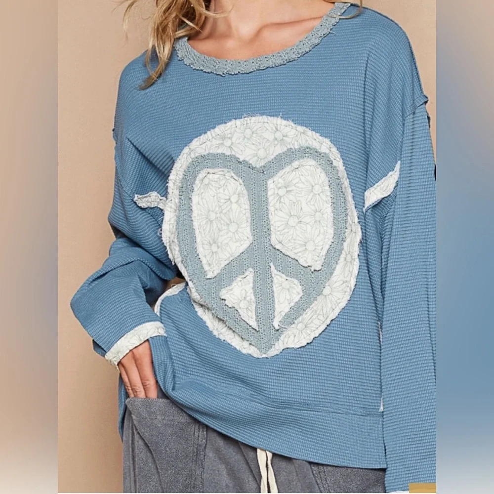 NEW! POL Thermal Knit Top with Heart Peace Sign
Patch on Front in Sz. Large - Picture 6 of 15